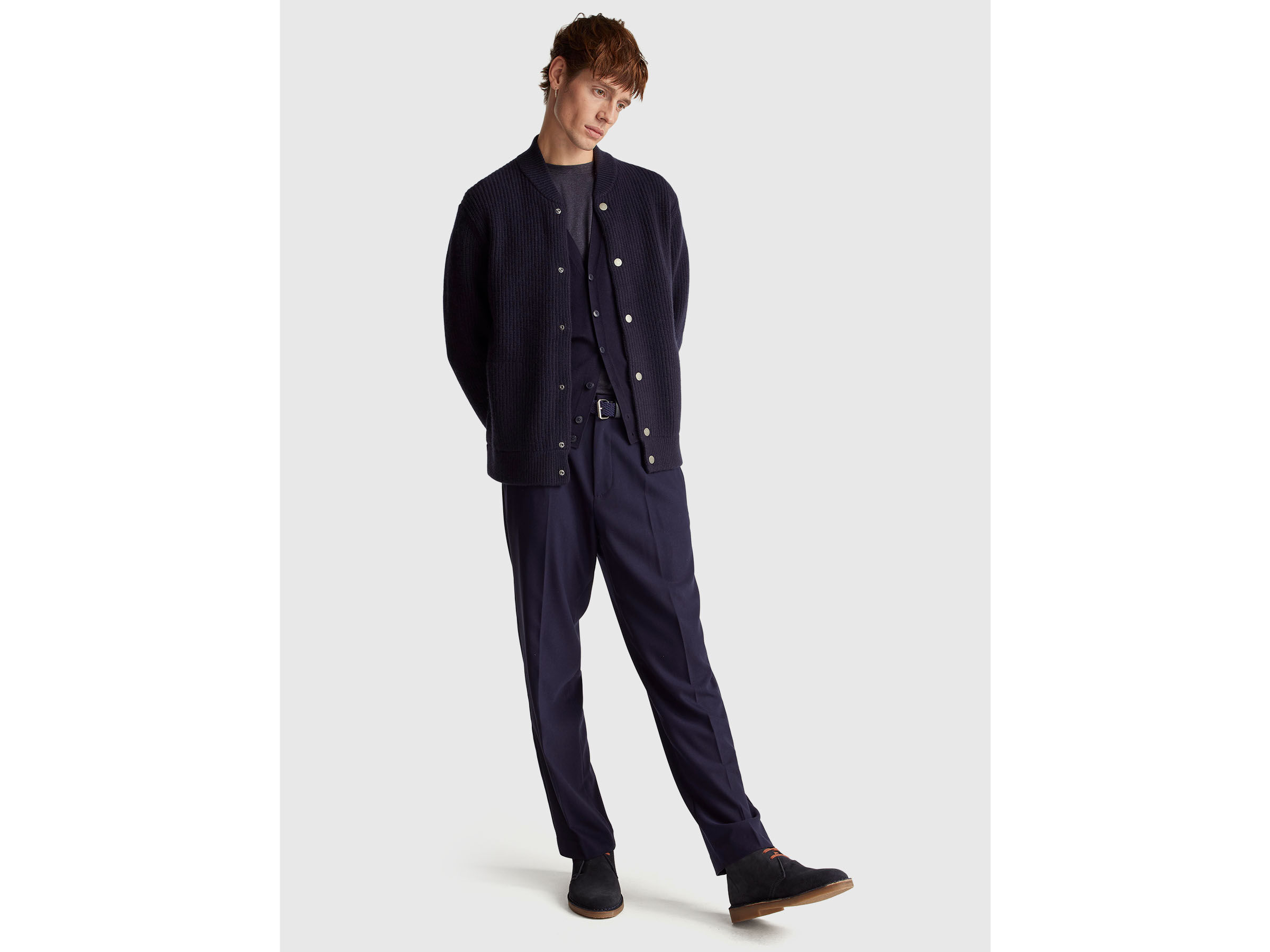 S/L V NECK SWEATER Men image number 3